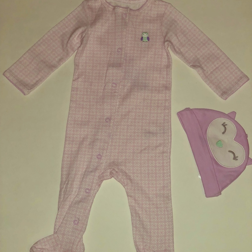 2 pc onesie and hat